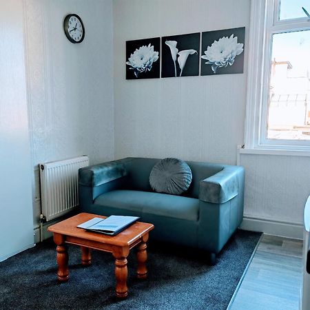 Seahawk Holiday Apartments Cleveleys Εξωτερικό φωτογραφία