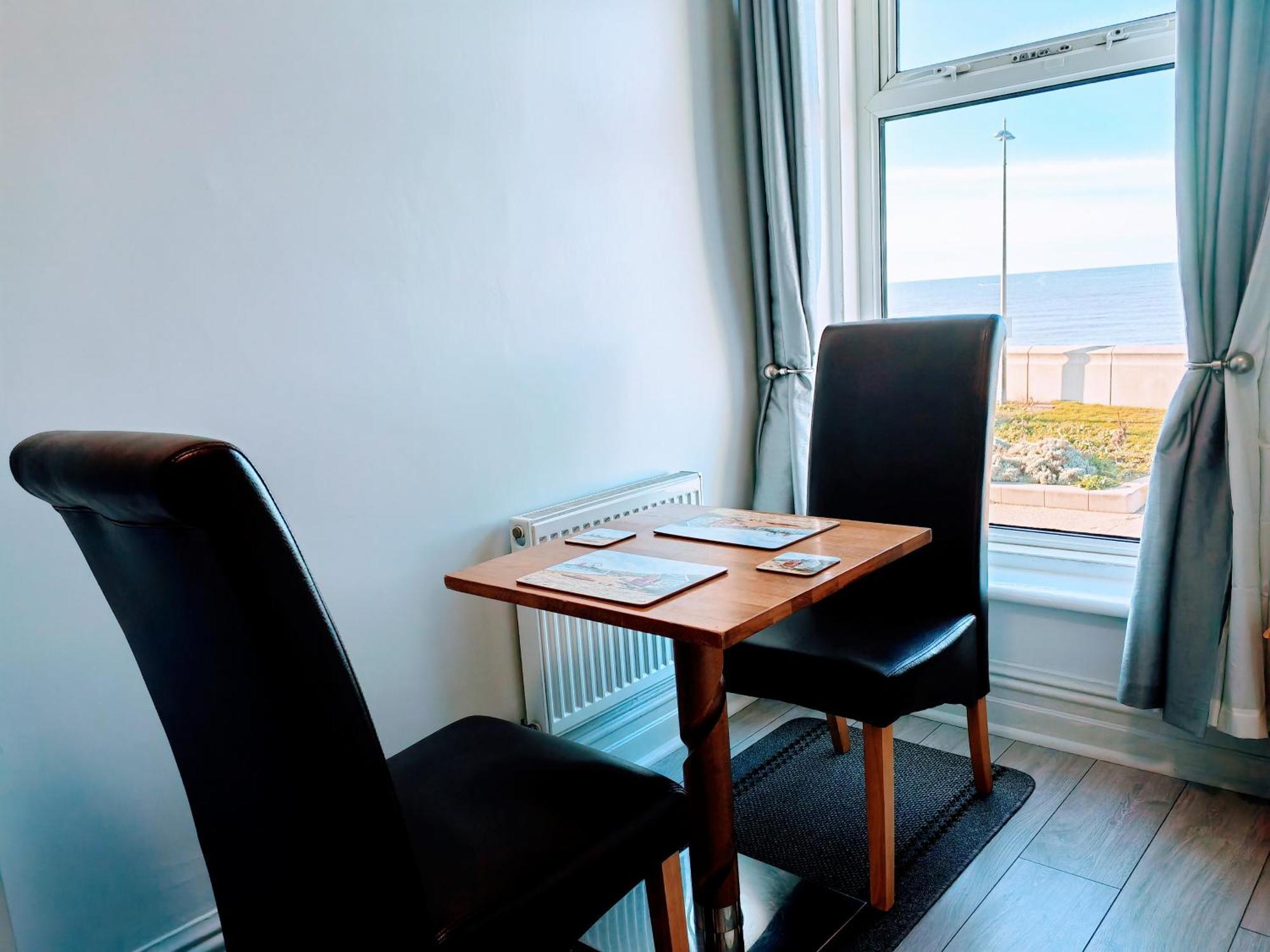 Seahawk Holiday Apartments Cleveleys Εξωτερικό φωτογραφία